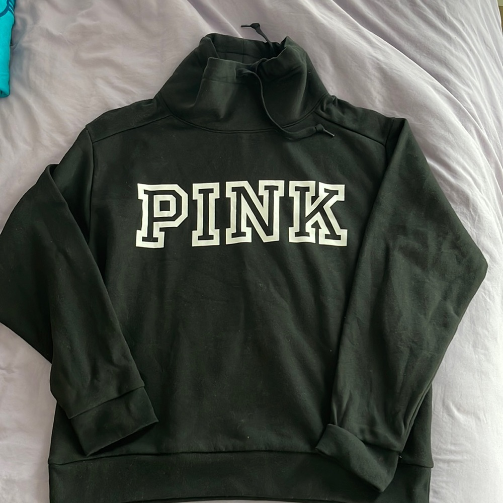 NWT Hoodie / Sweatshirt Size M